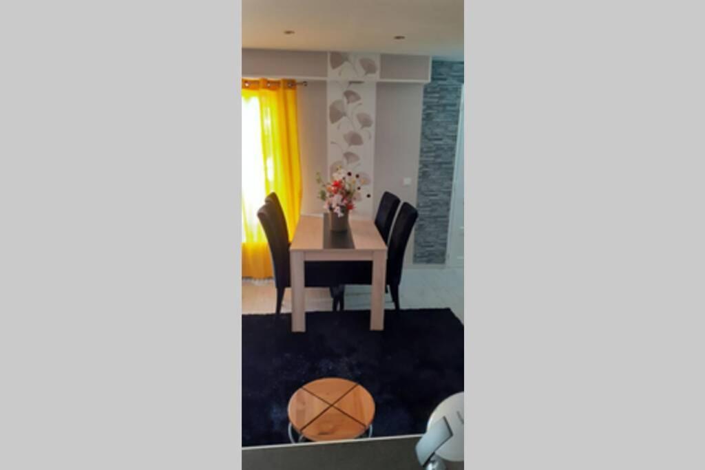Charleville-Mézières Charmante Petite Maison מראה חיצוני תמונה