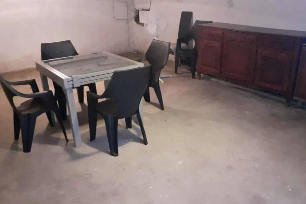 Charleville-Mézières Charmante Petite Maison מראה חיצוני תמונה